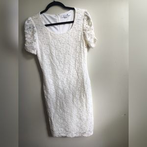 Forever 21 Lace Bodycon Dress in Cream